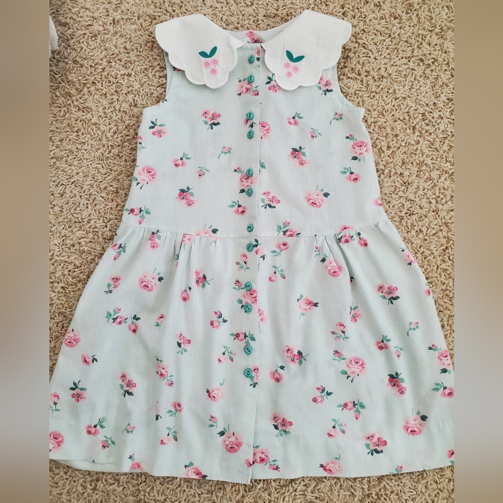 Sweet little vintage dress
